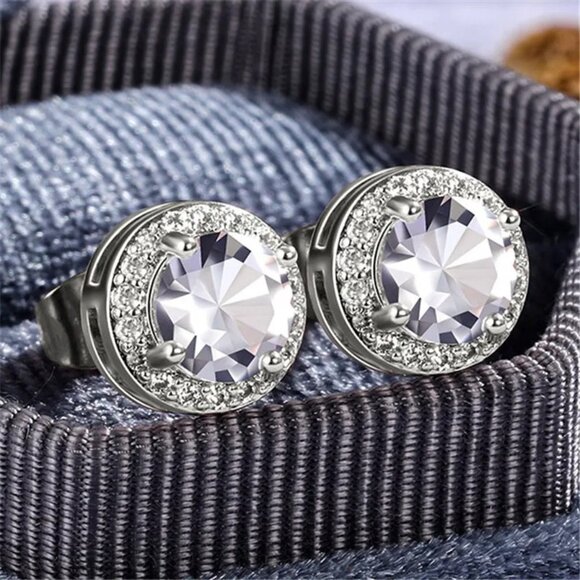 🆕 2.50 Carat Halo Diamond Earring Studs, 18K White Gold Hypoallergenic 🆕 - Picture 2 of 4